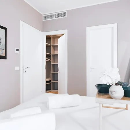 Easylife - Elegant Flat At Castello Sforzesco Apartment